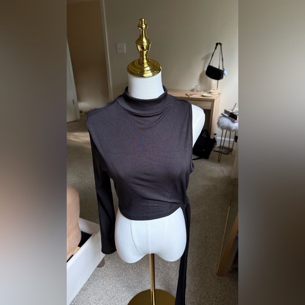 Chic Black Long Sleeve Top